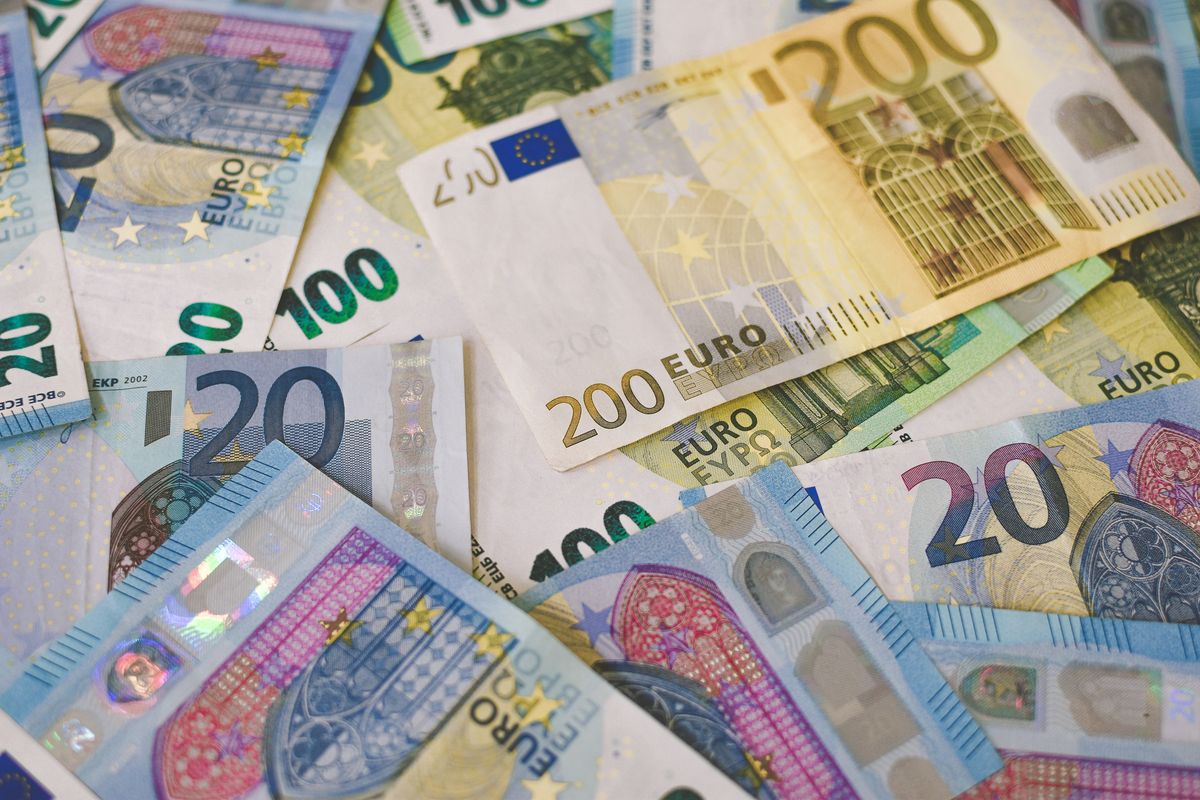 Pakistan’s global bonds reach 4-year high as investor confidence returns