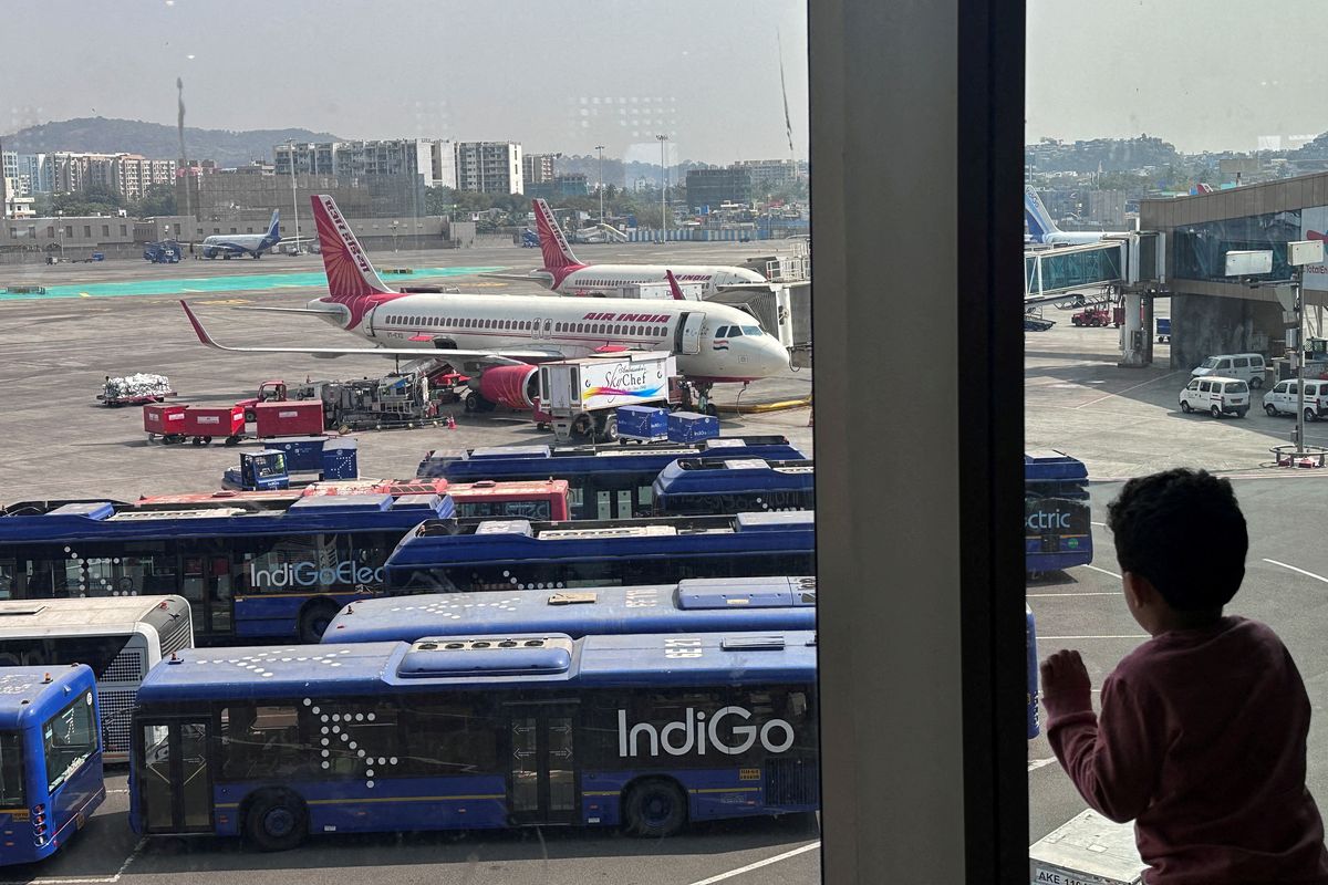 India warns social media after airline bomb threats