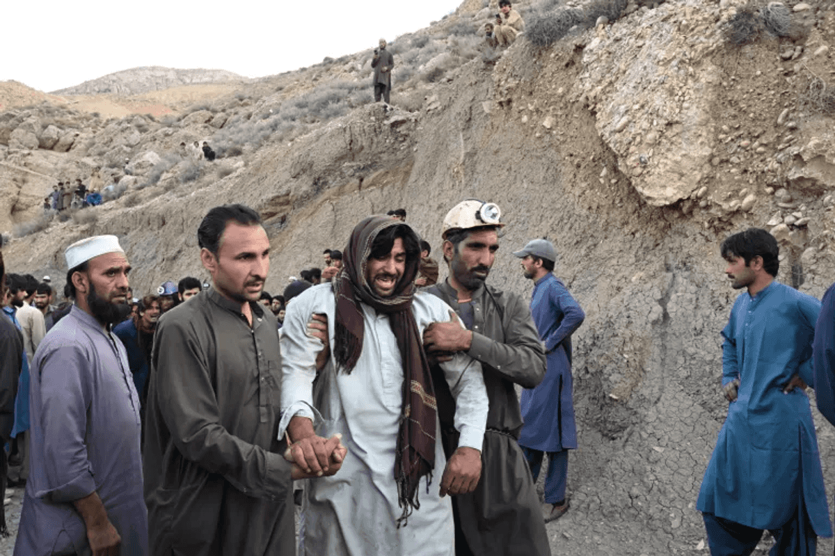 At least 34 killed in coal mine blast in southern Pakistan, disaster agency says
