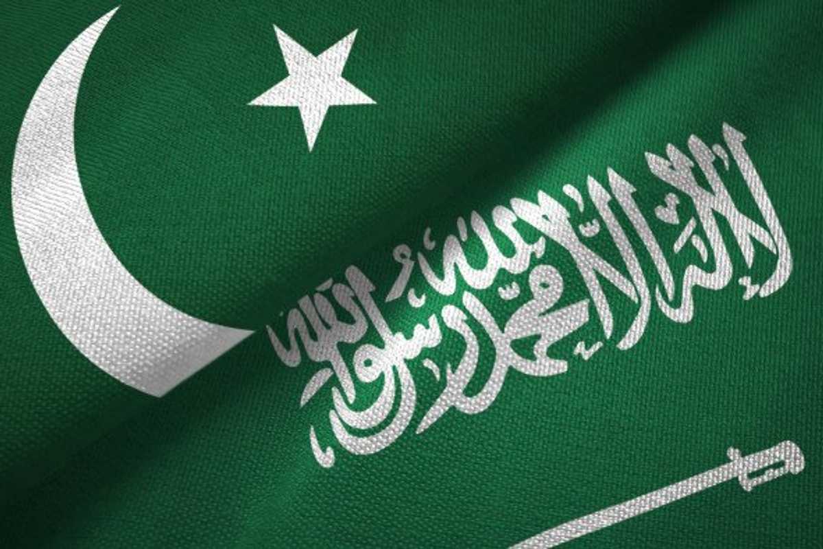 Pakistan PM calls for unity among Muslim Ummah in call with Saudi crown prince
