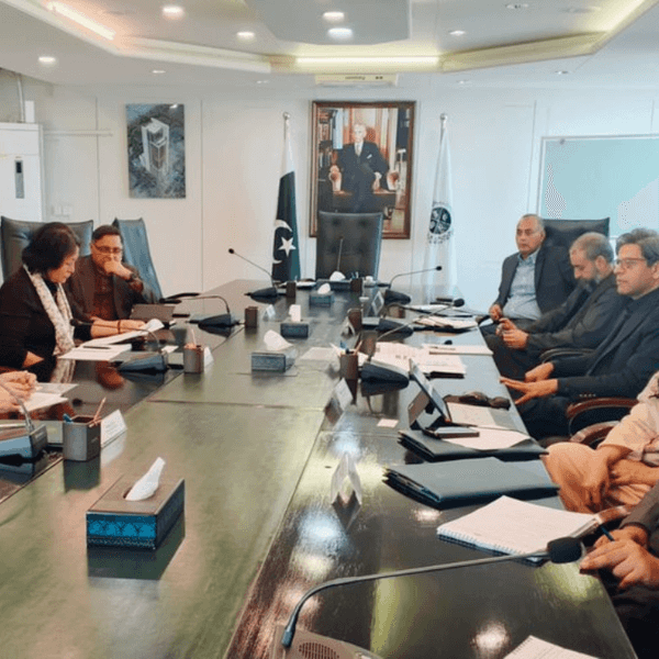 ADB officials discuss insurance reforms with Pakistan’s companies regulator