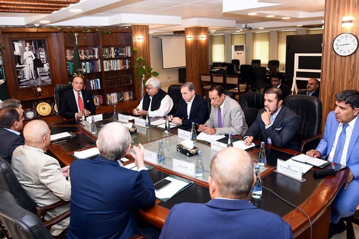 Top refineries apprise Pakistan finance division of multibillion-dollar investment plans
