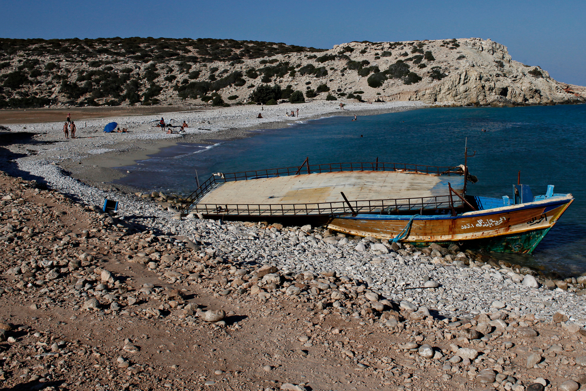 Four Pakistanis confirmed dead in Greek shipwreck