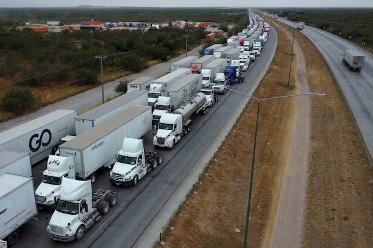 Mexico warns Trump's tariff would kill 400,000 US jobs