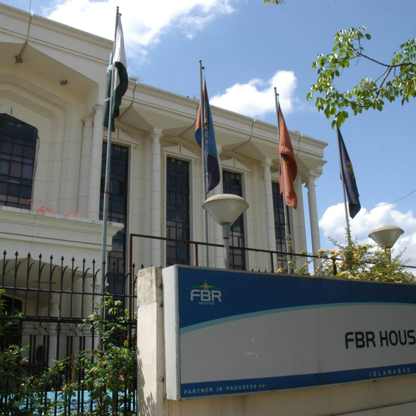 FBR grants final 15-day extension for late filers in Pakistan, clarifies Active Taxpayer List rules