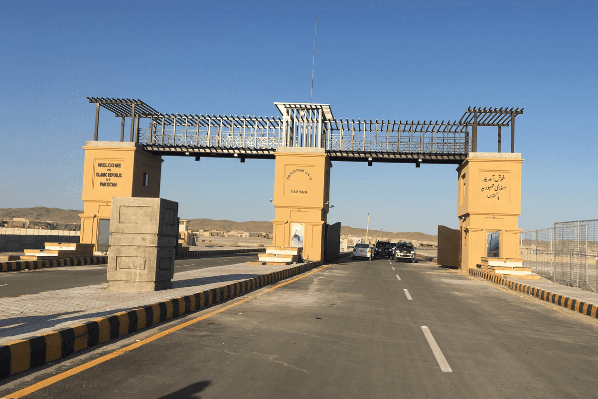 Pakistan, Iran agree to keep border open round the clock for pilgrims