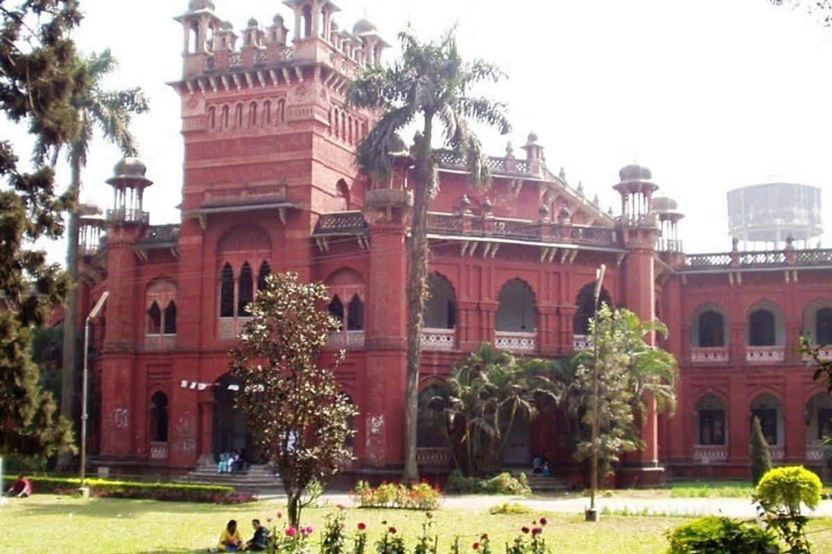 Dhaka University lifts decade-old ban on Pakistani students