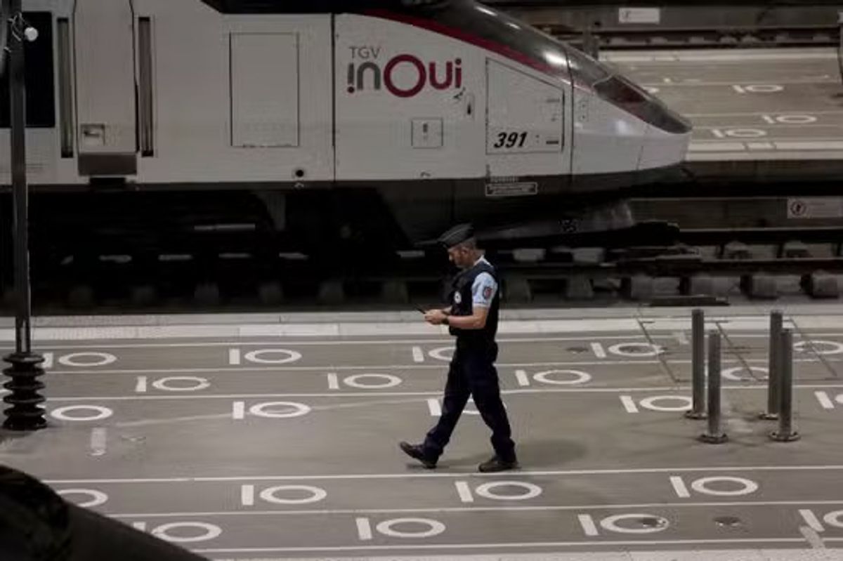 Train driver suicide causes massive rail delays in France