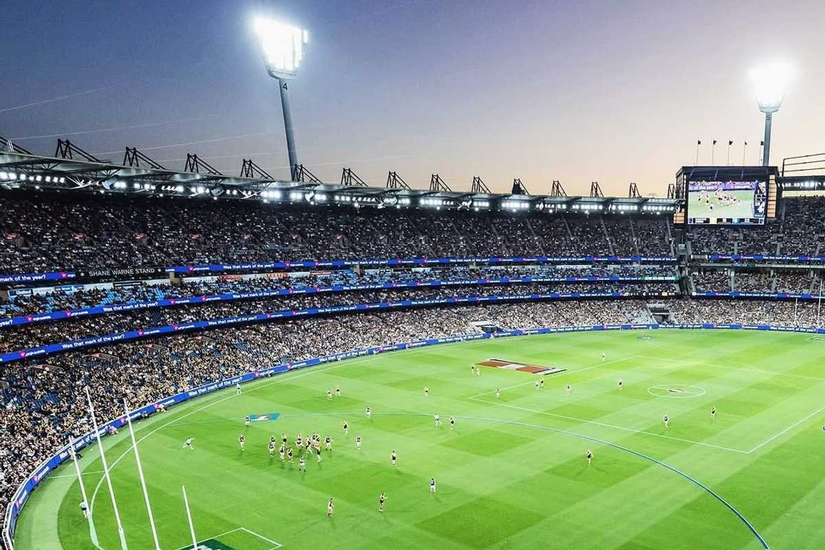 Melbourne Cricket Ground to beef up security after two charged with guns at football match