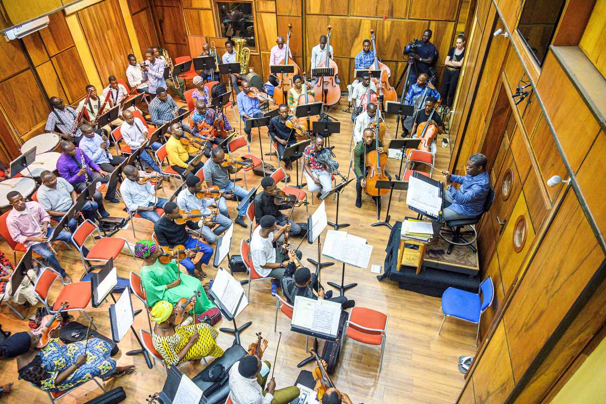 Top Africa orchestra began with brake cables for strings