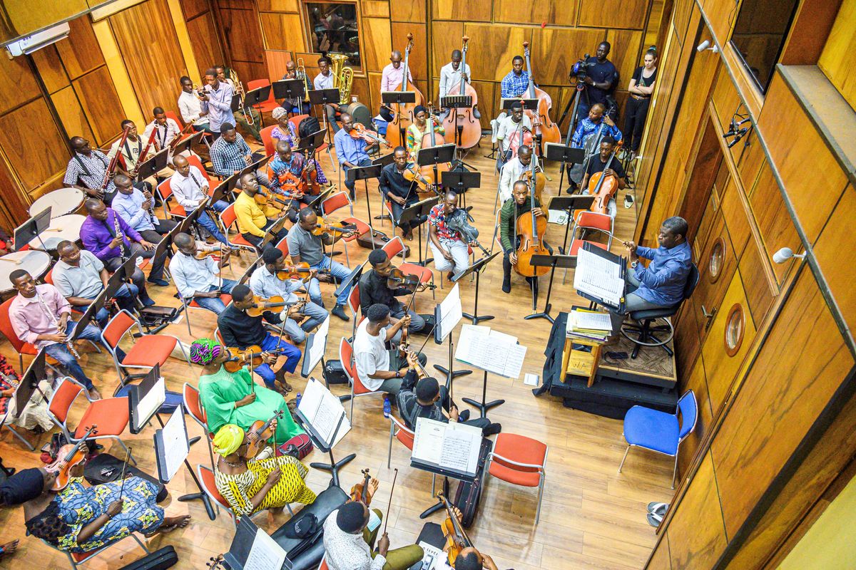 Top Africa orchestra began with brake cables for strings