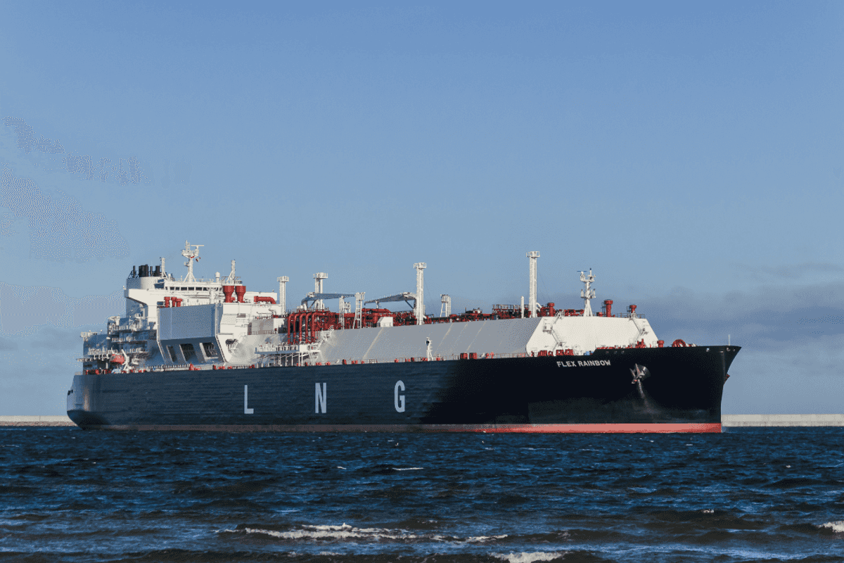 Pakistan LNG receives seven bids for two spot cargoes as Middle East conflict disrupts Qatari supply