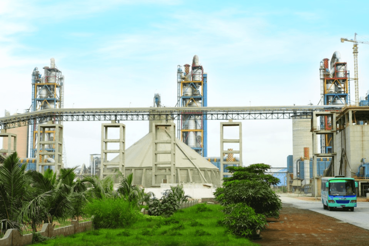 Lucky Cement earnings rise as margins improve, exports weaken