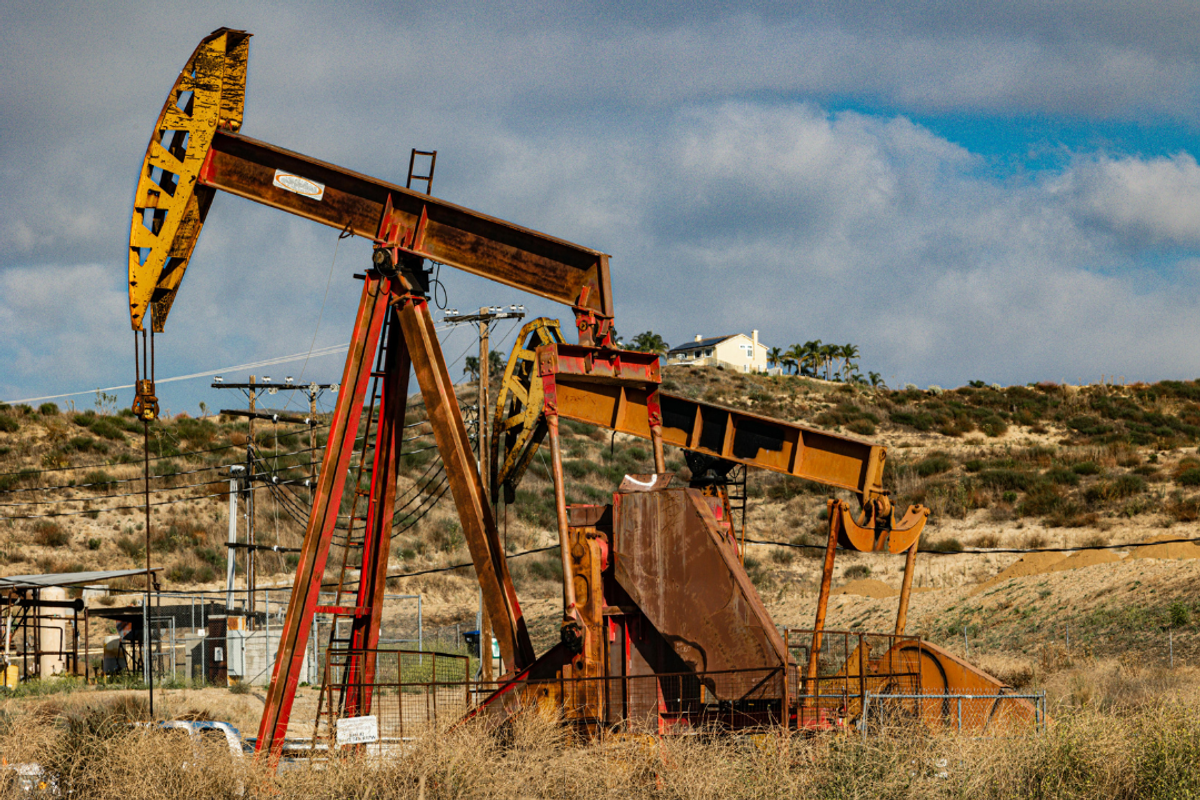 Pakistan to impose new surcharges on fossil fuels to increase tax-to-GDP ratio
