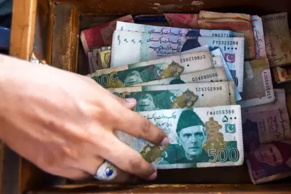 Pakistan likely to hike sales tax on cash transactions