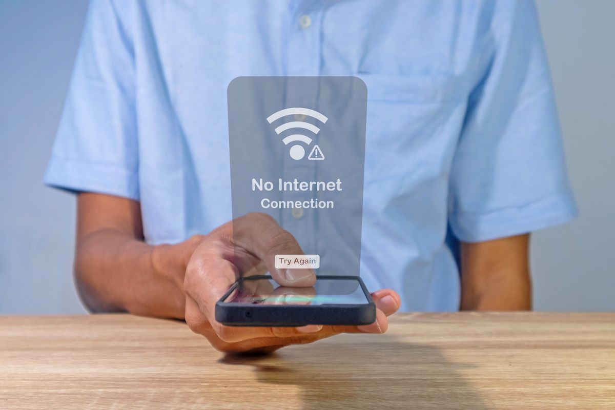 Over 7,600 Du users report internet outages across UAE