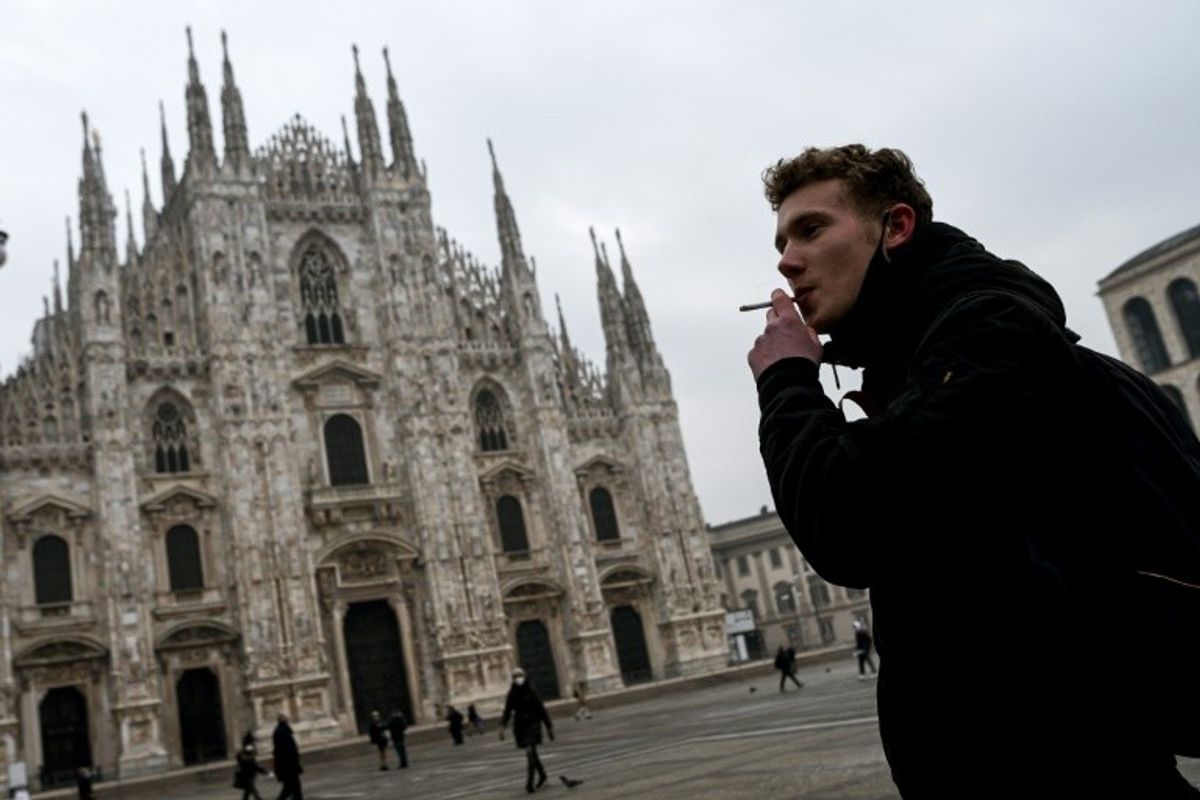 Milan says no to all outdoor smoking in Italy's toughest ban