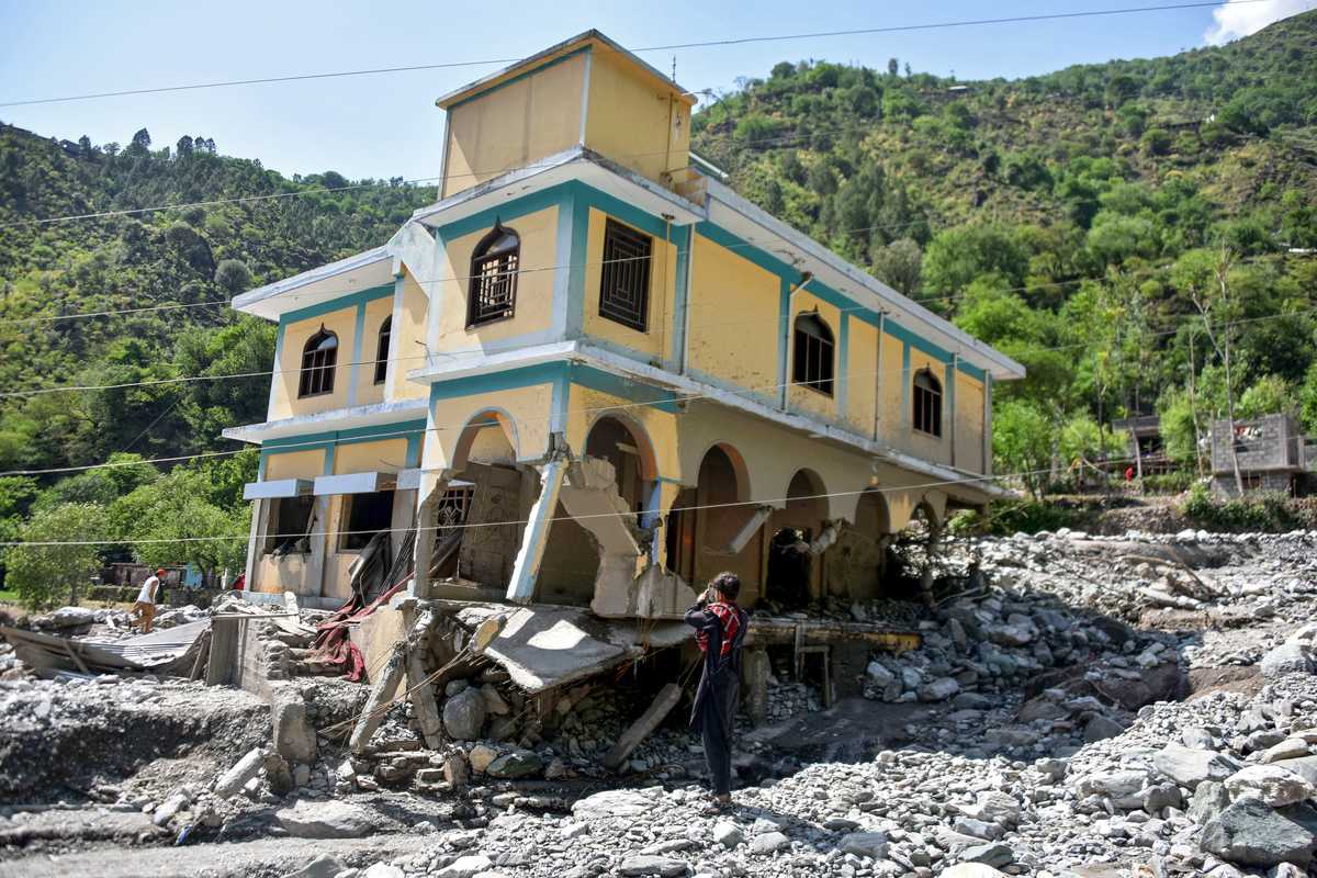 Rain, storms in Pakistan kill 32 in a week