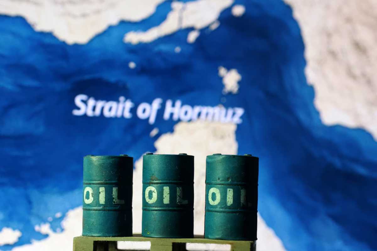 Oil climbs above $111 as Middle East attacks raise supply fears
