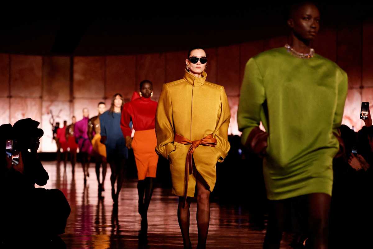 Yves Saint Laurent stuns with bright colors and precise construction in Paris