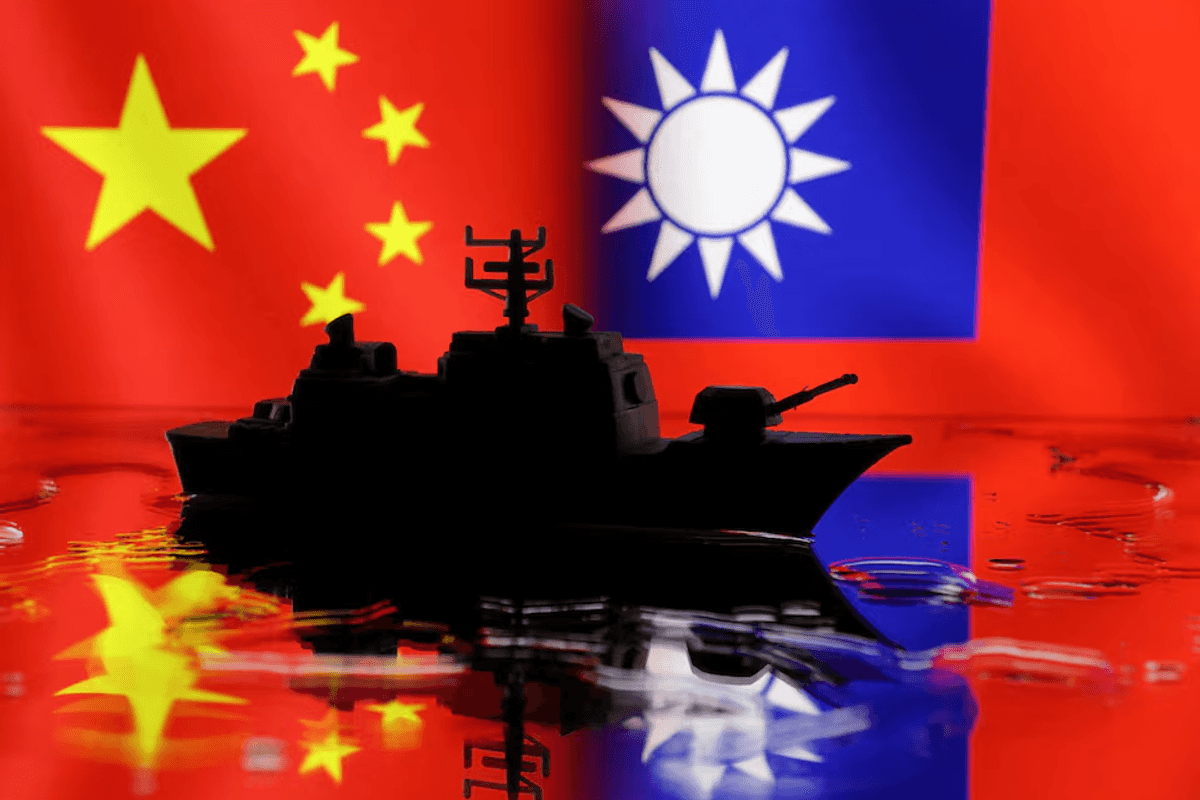 Taiwan reports near doubling of Chinese warships nearby