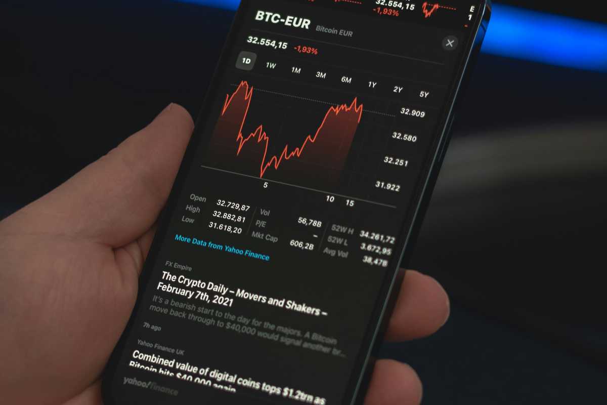 Indian stock market tumbles on excessive foreign portfolio investors sell-off