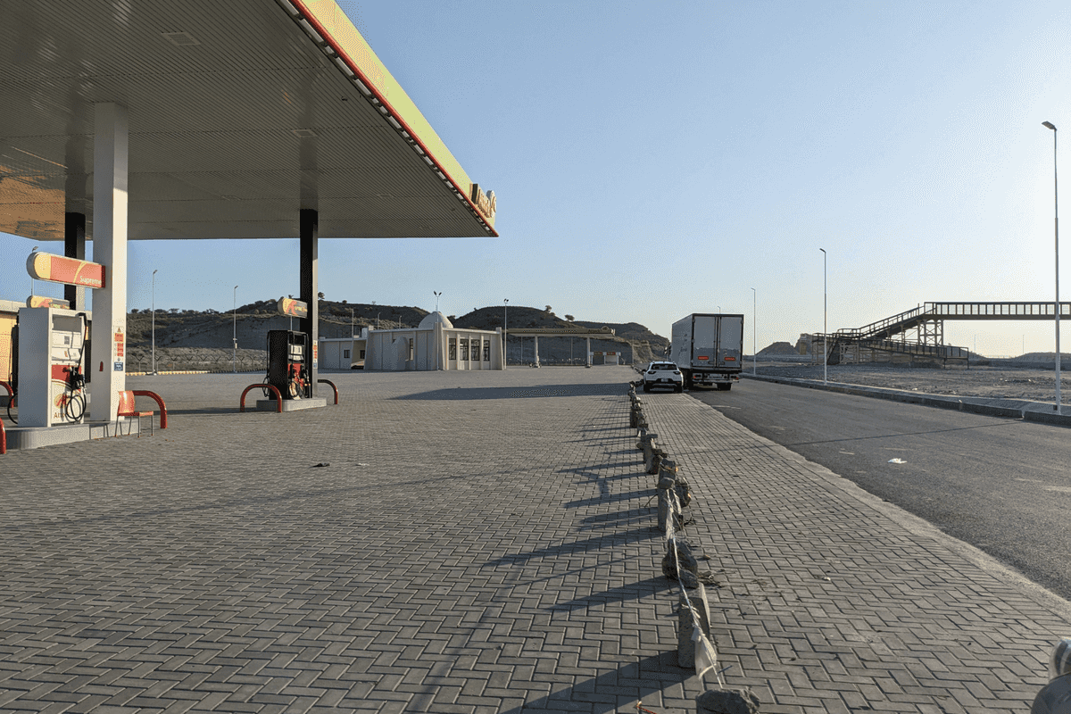 Pakistan’s OMC sales data shows growth in petrol and diesel during first seven months of FY25