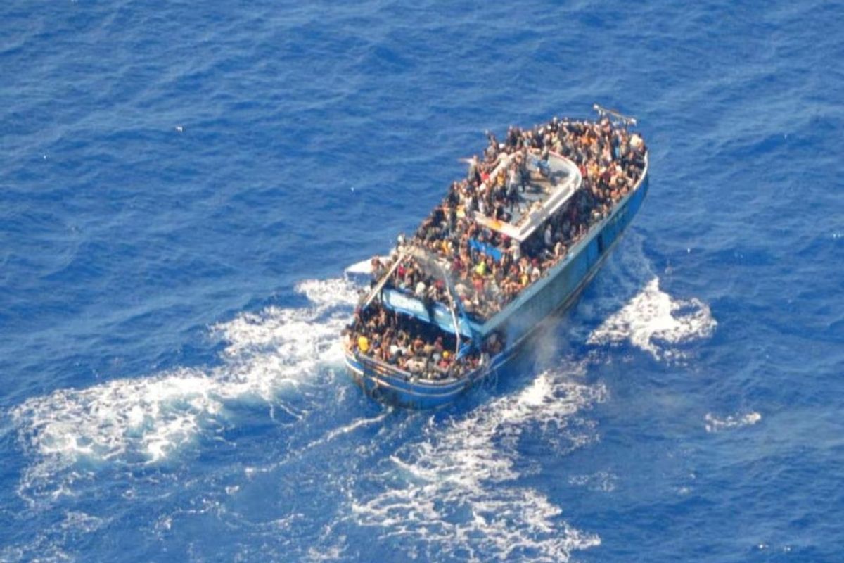 Pakistani officials linked to Greece boat tragedy face no charges