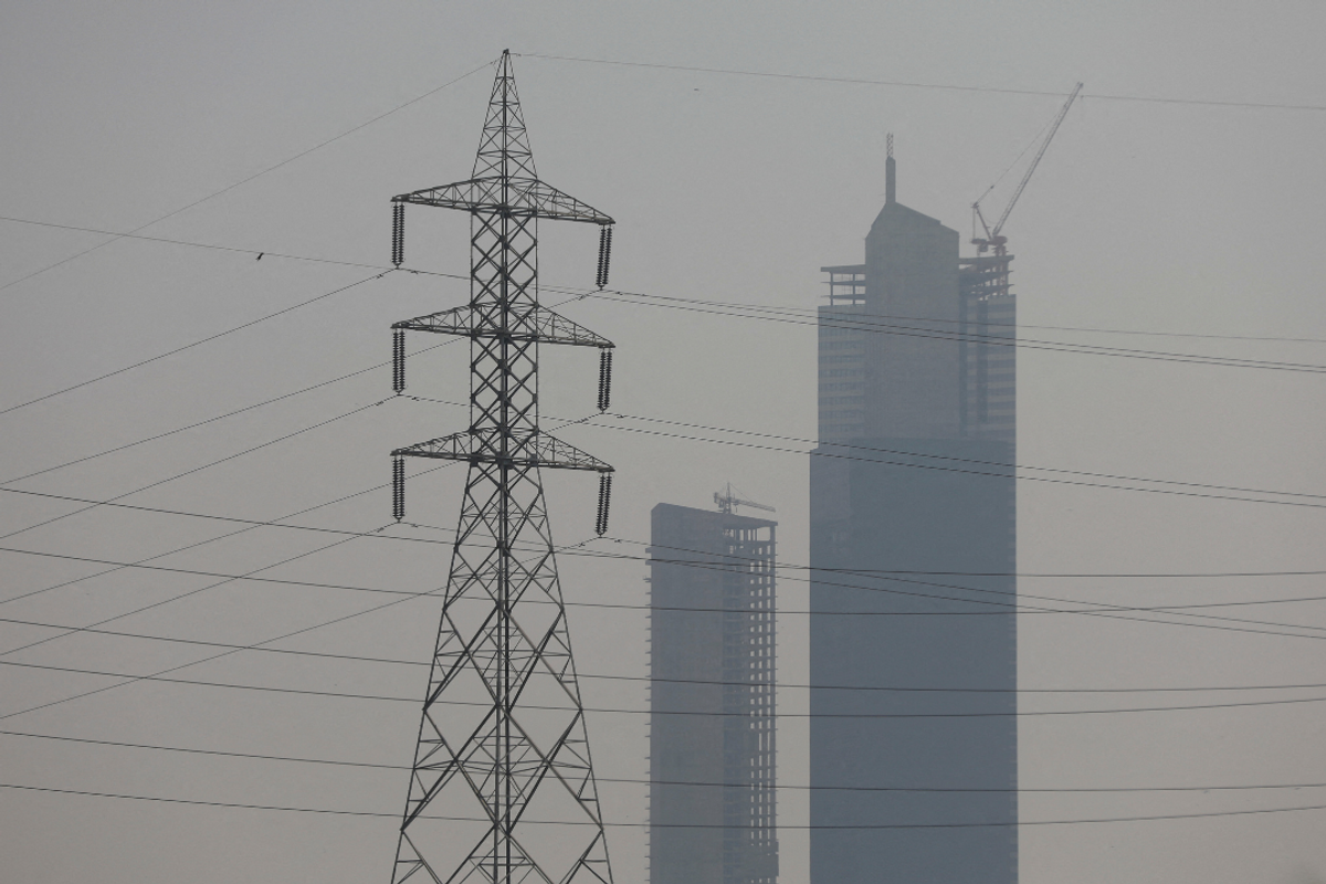 Pakistan's electricity generation continues to fall amid economic slowdown