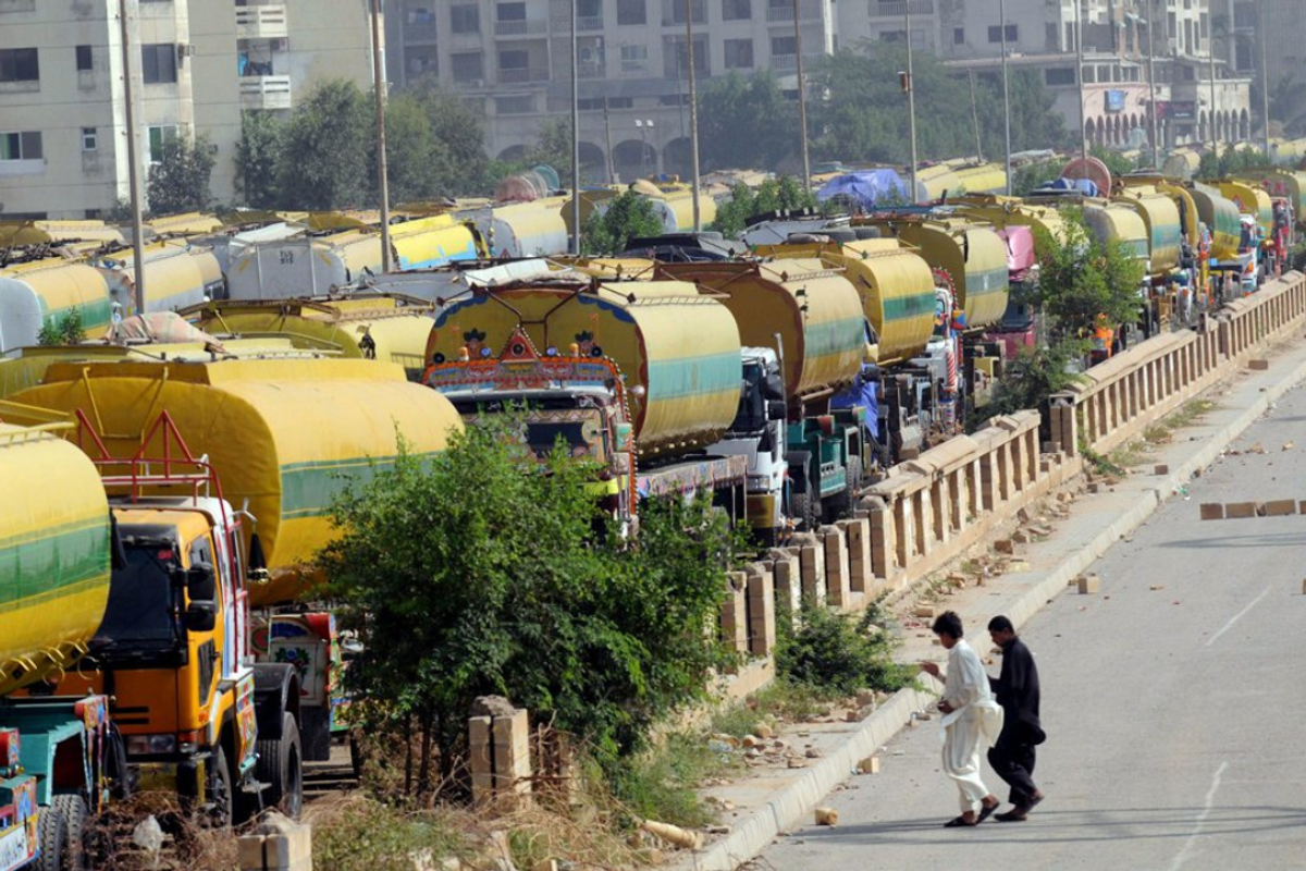 Smuggling crackdown boosts Pakistan's diesel imports