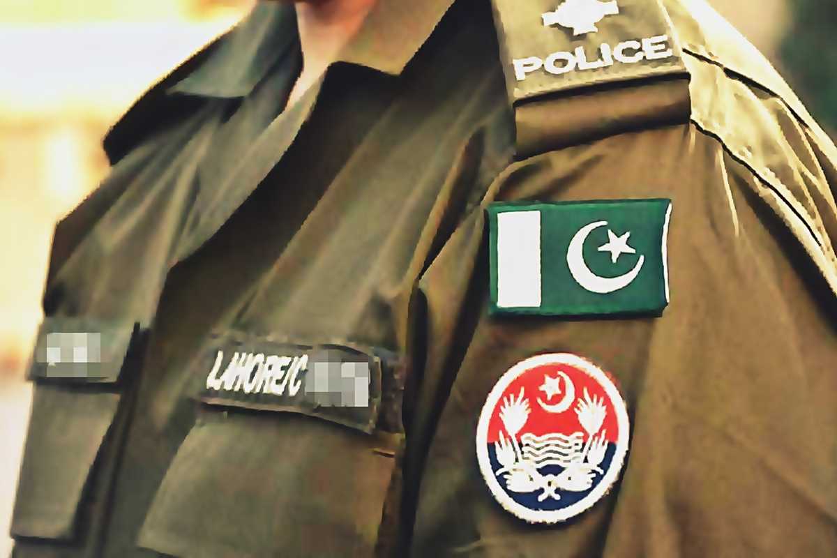 Pakistan police kill two bandits linked to officers' deaths in Punjab riverine operation