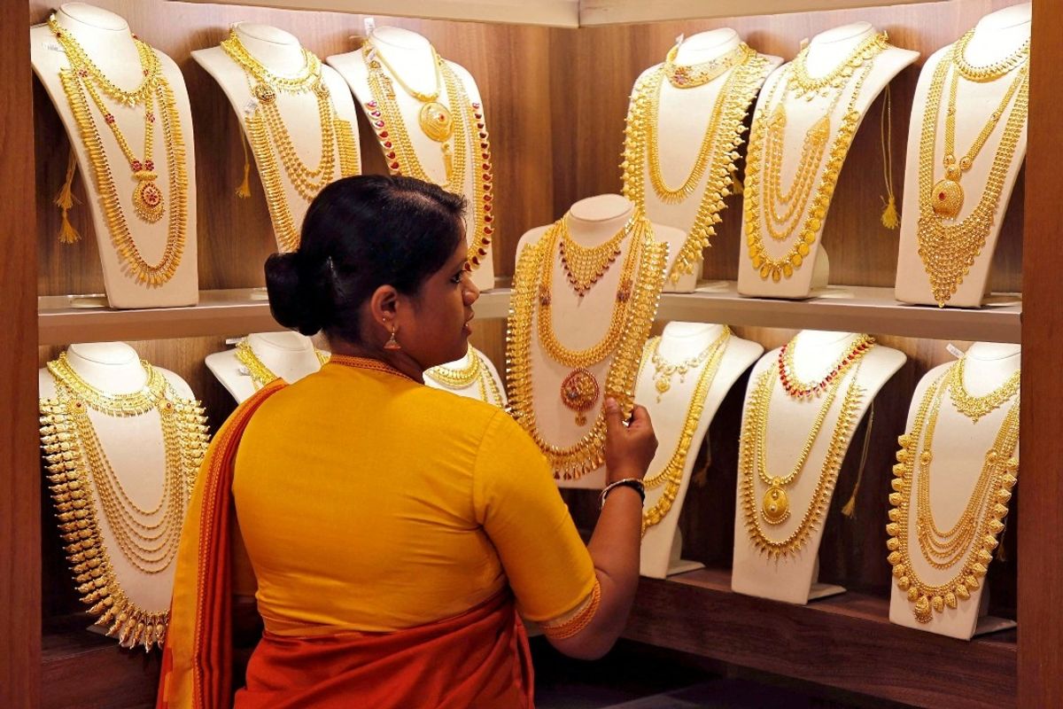 Gold hits fresh record above $3,680 as Fed rate cut bets strengthen