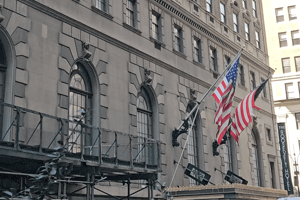 JLL resigns as financial advisor for the privatization of Pakistan's Roosevelt Hotel