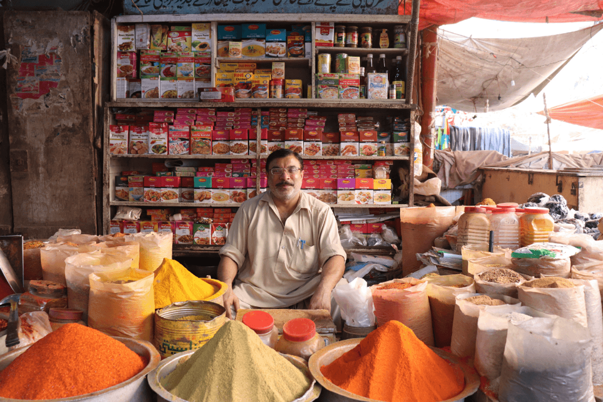 Pakistan inflation eases to historic low in April