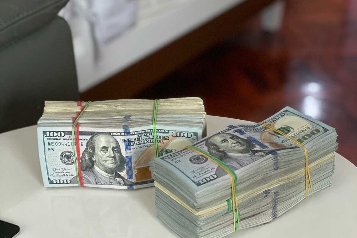 Foreign direct investment in Pakistan falls 22% in first two months of FY26