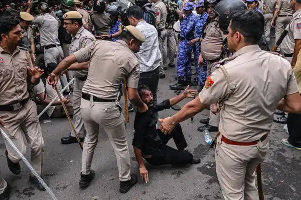 Amnesty International accuses Indian police of using excessive force against youth protesters