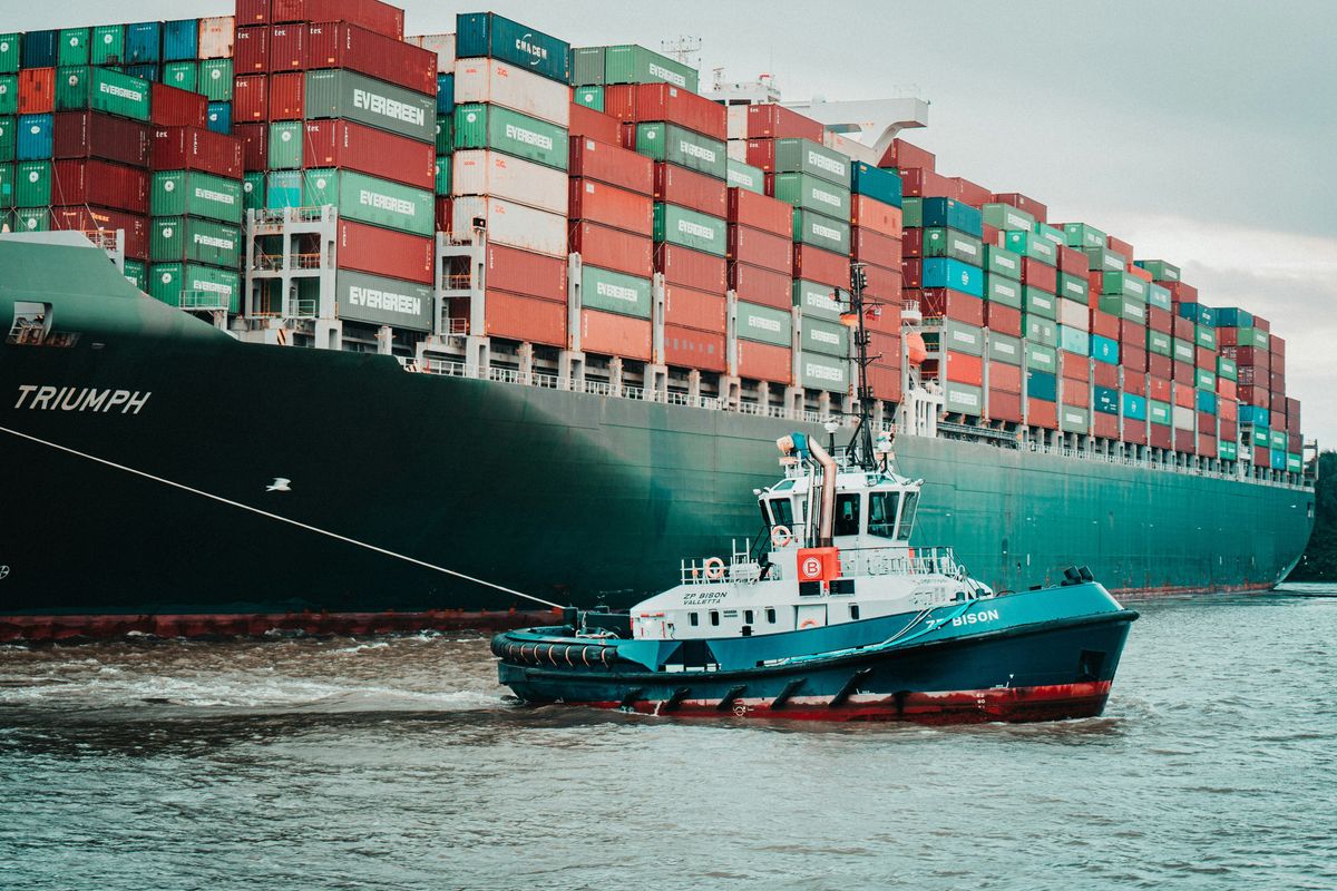 Pakistan’s trade deficit shrinks to $1.58 billion in November