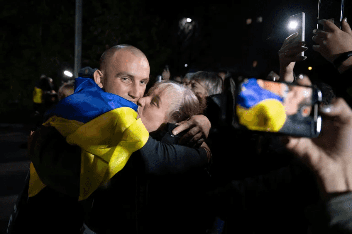 Russian, Ukrainian top rights officials discuss PoWs