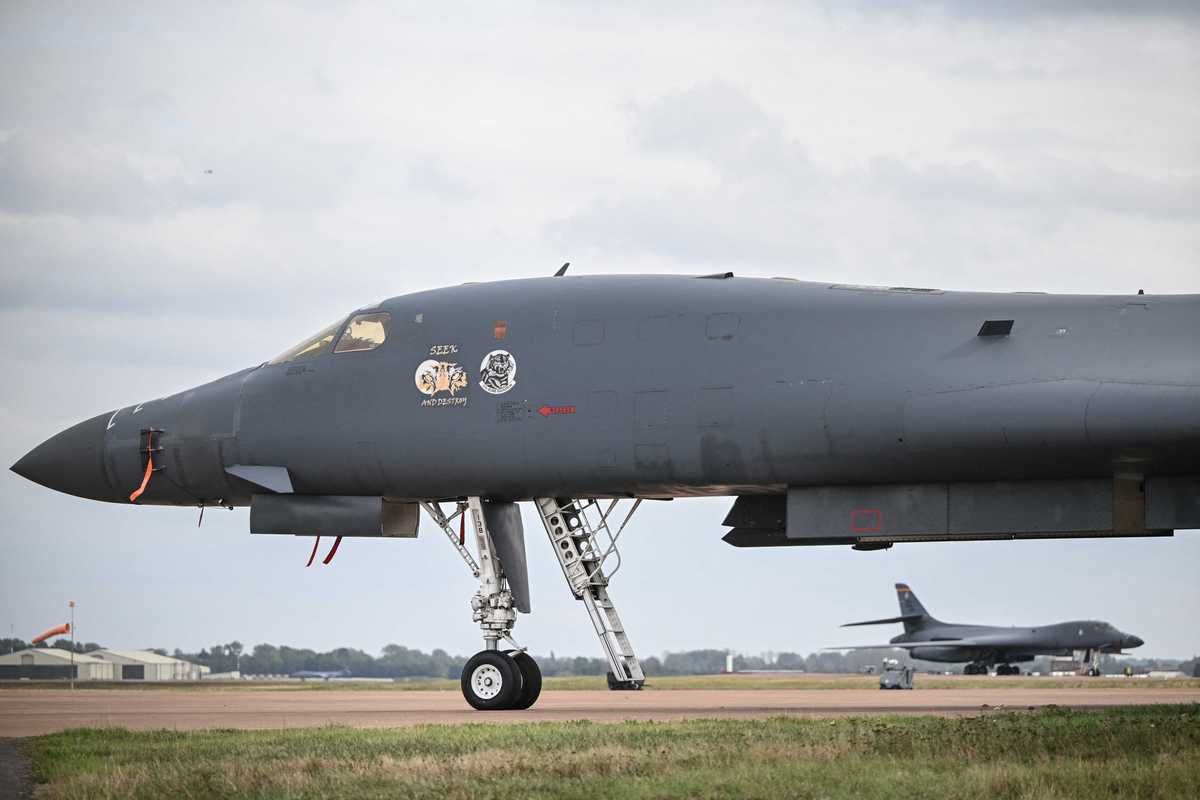 US withdraws all B-1 bombers from UK airbase RAF Fairford following security threat