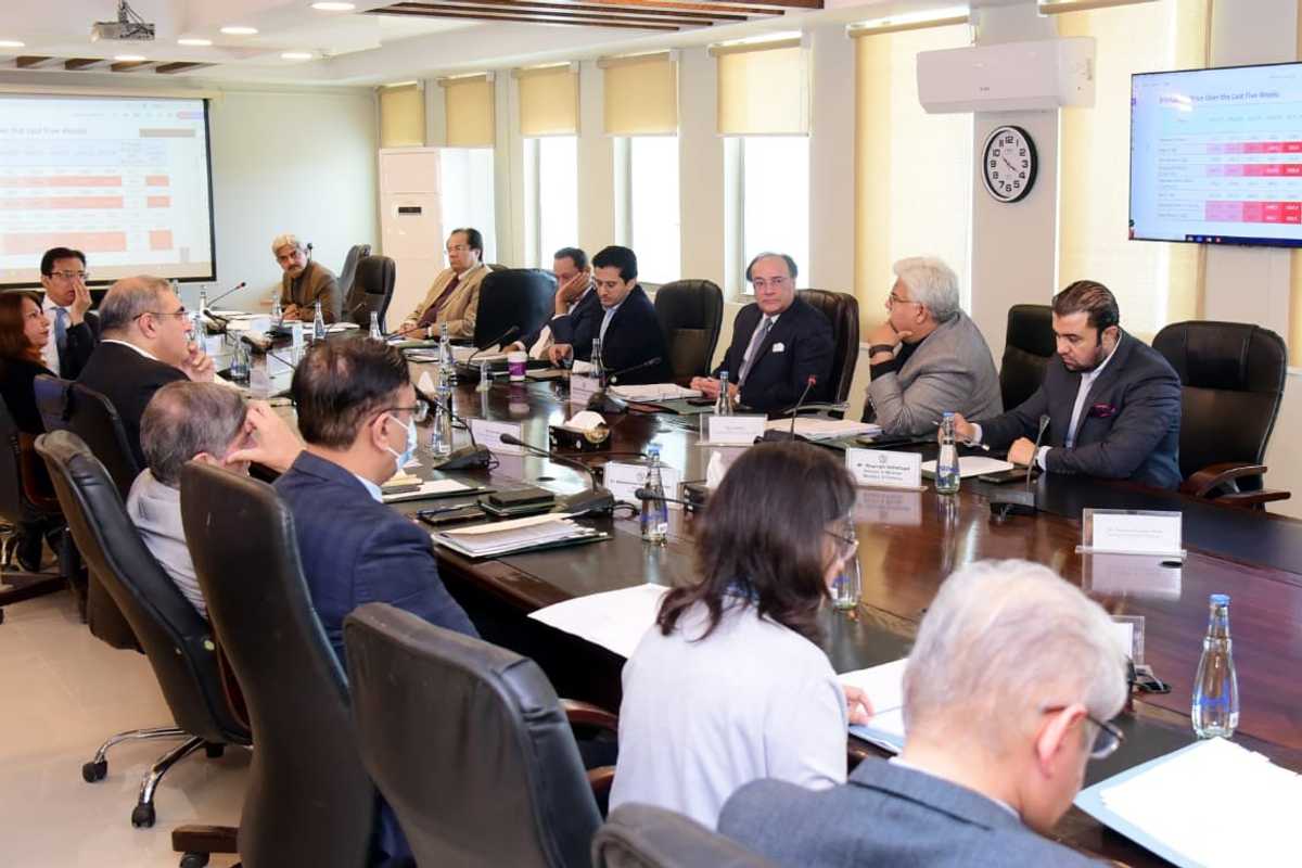 ECC takes action to stabilize essential commodity prices ahead of Ramadan