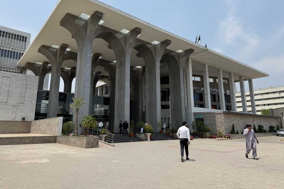 Pakistan court suspends order calling for probe into misuse of blasphemy law