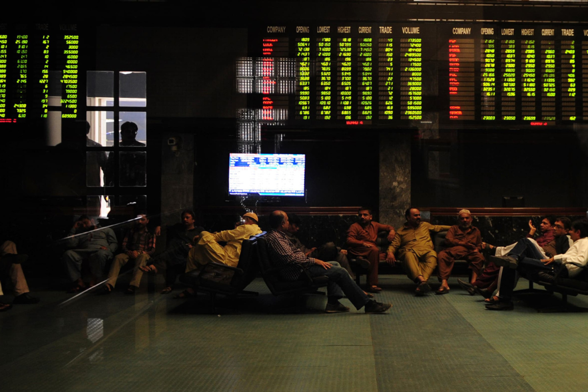 Companies listed on KSE-100 post PKR 1.66T profit in FY25, up 1.8%