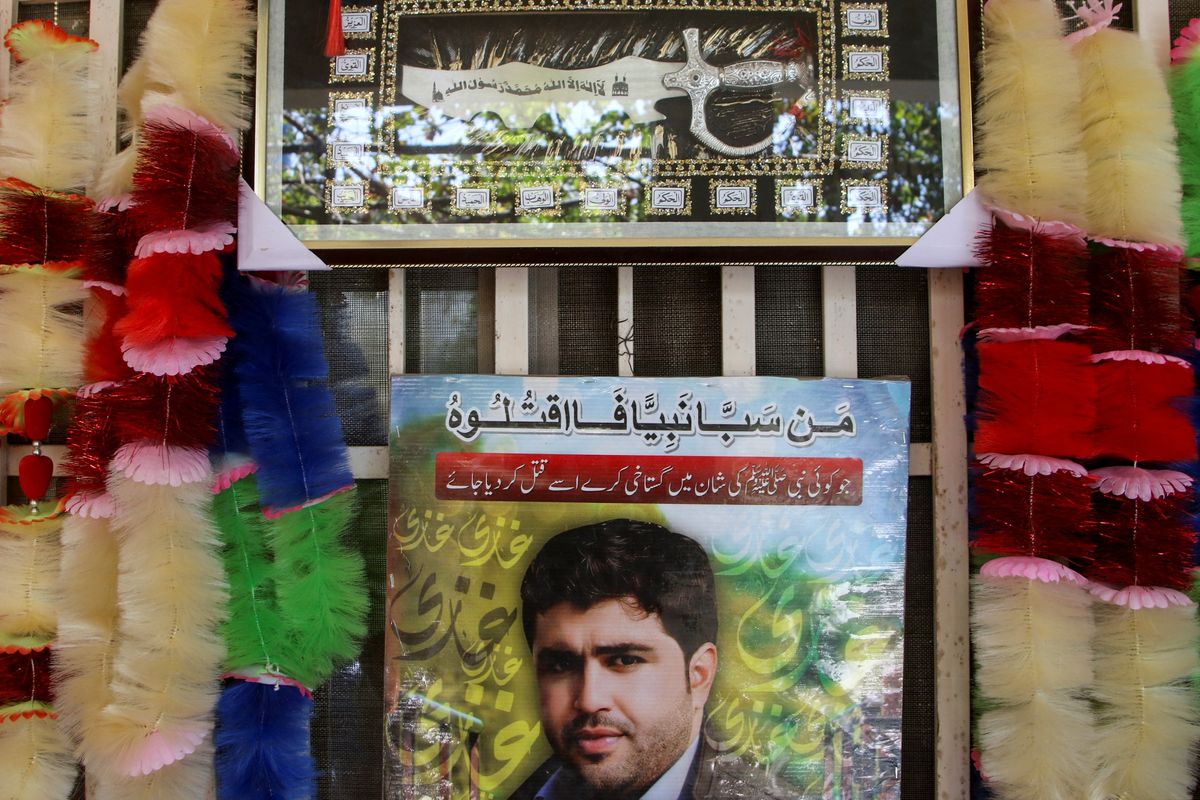 Pakistani blasphemy suspect's family forgives police officer accused of killing him