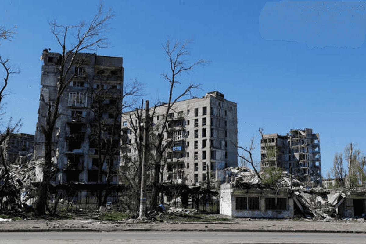 Blasts reported in Russian-controlled Donetsk amid Easter ceasefire