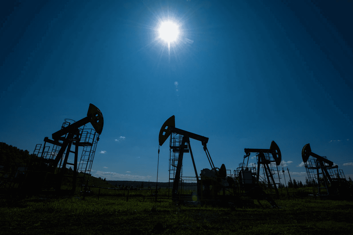 Pakistan businesses warn oil nearing USD 100 could raise import bill, hurt exports
