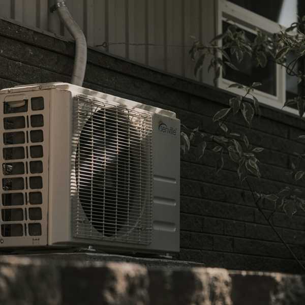 FBR chief urges taxing households with air conditioners