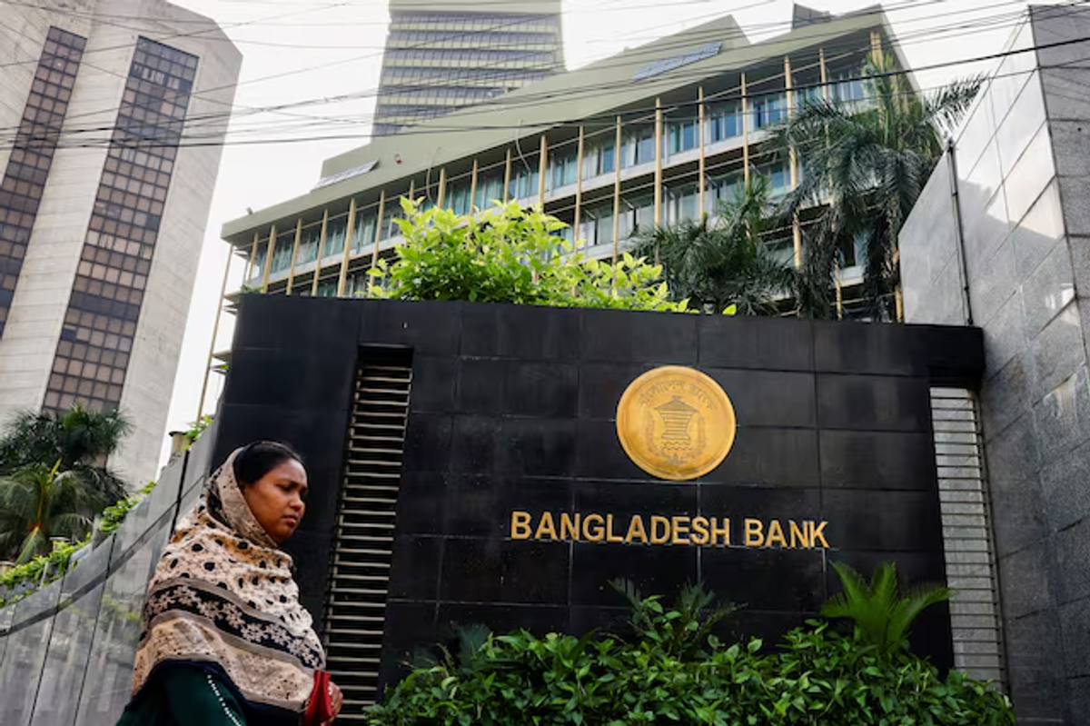 Bangladesh bank buys $171M in first-ever dollar auction to stabilize exchange rate