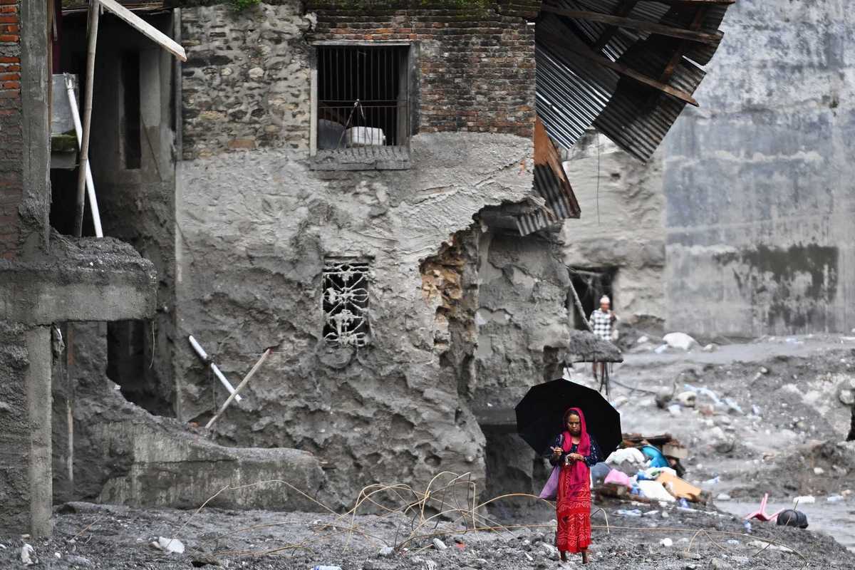 Over 5,700 missing and USD4.78bn needed one month after deadly Nepal glacial mountain collapse