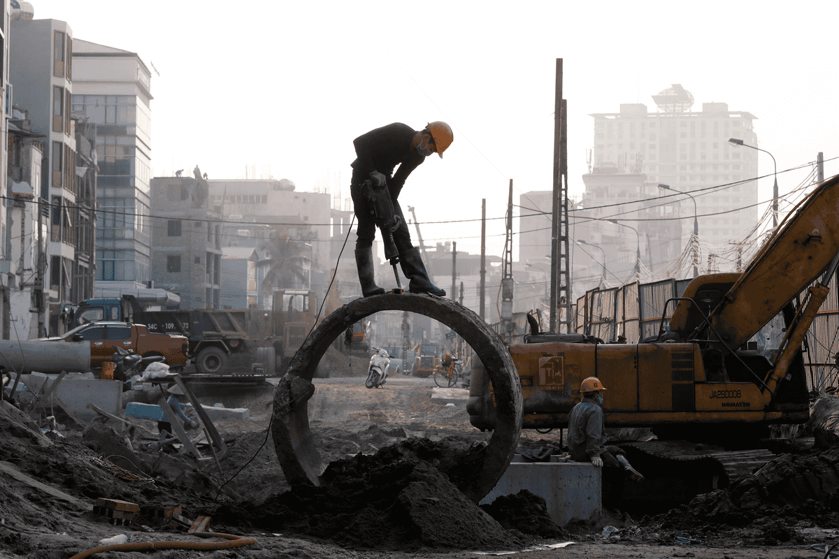 Workers' rights in 'free fall' globally: report