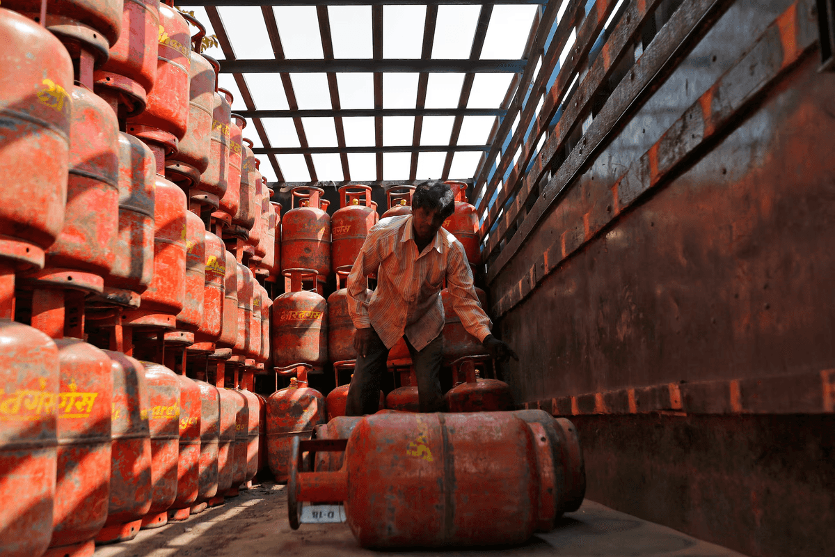 India tightens gas supplies over Mideast war, restaurants warn of closures